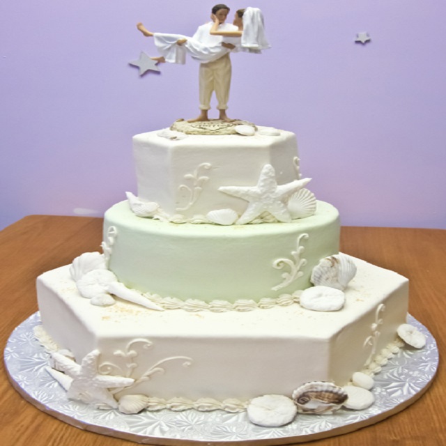 Beach Wedding Cake #wedding