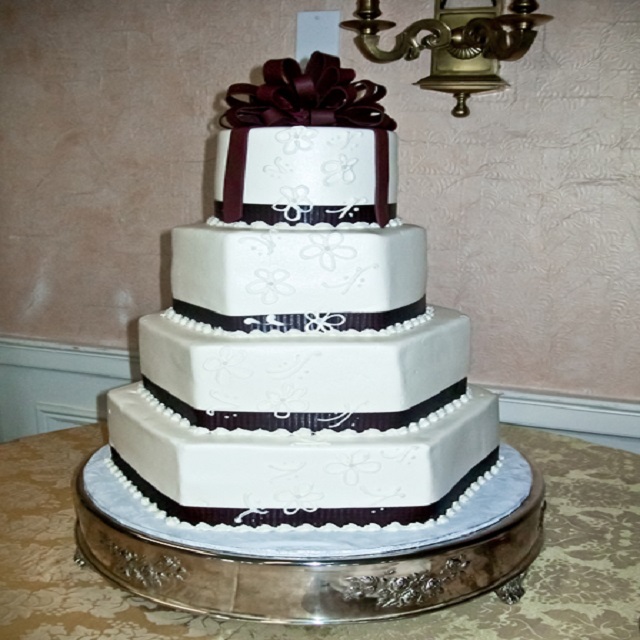 Simple White and Brown Cake #wedding