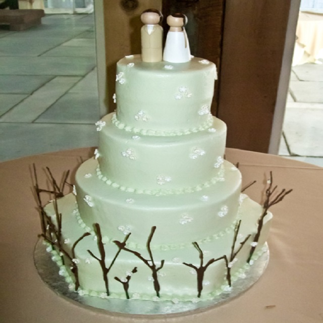 Simple White Cake #wedding