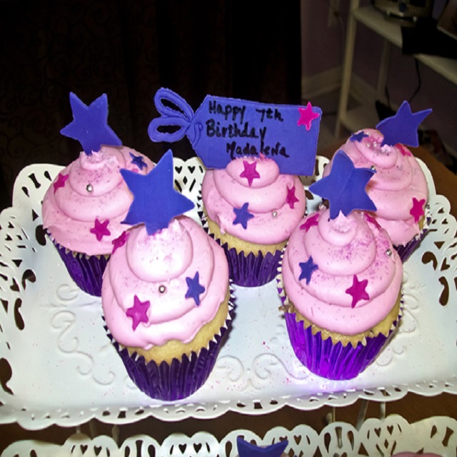 Purple with Pink #cupcakes