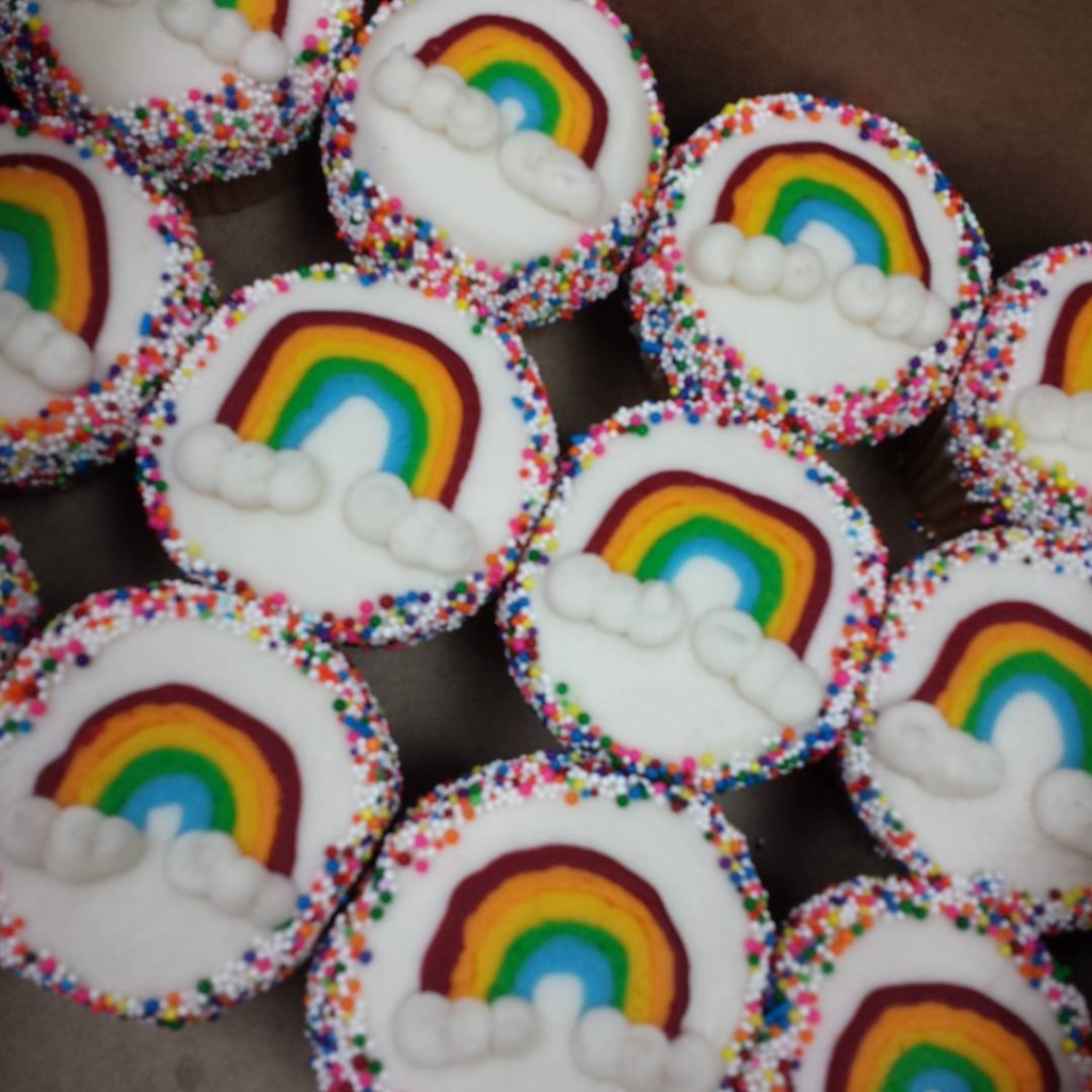 Somewhere over the Rainbow #specialty #cupcakes